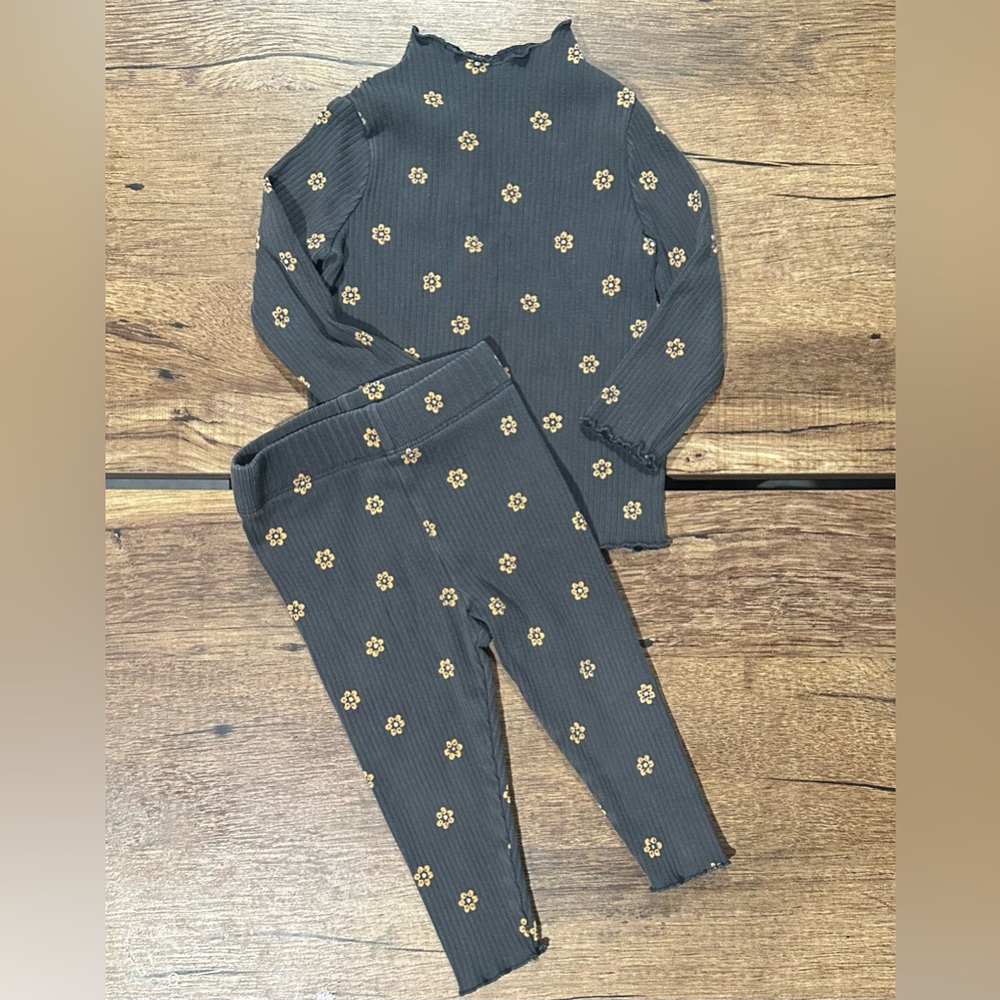 Little co by Lauren Conrad matching set